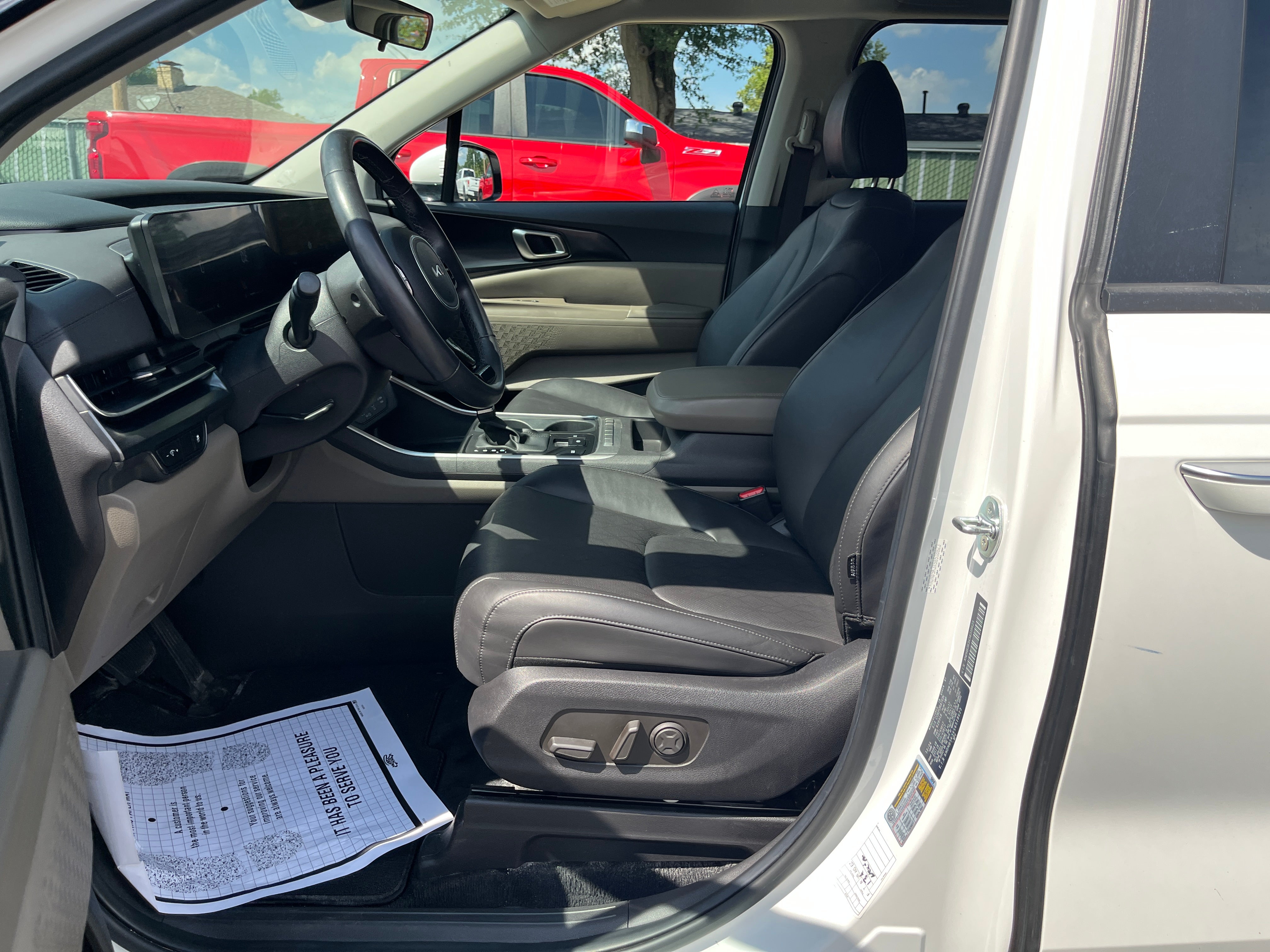 2025 Kia Carnival LXS