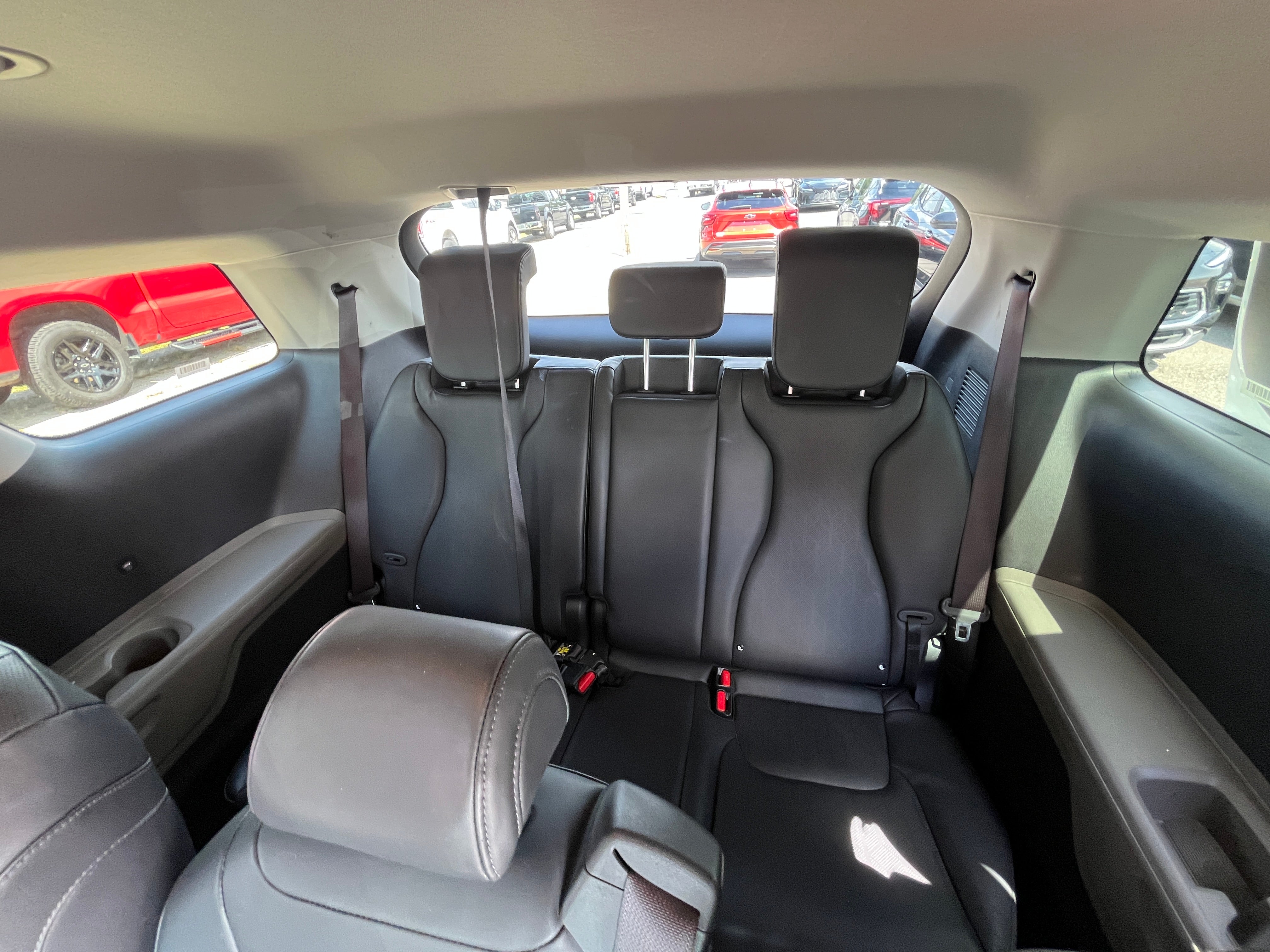 2025 Kia Carnival LXS
