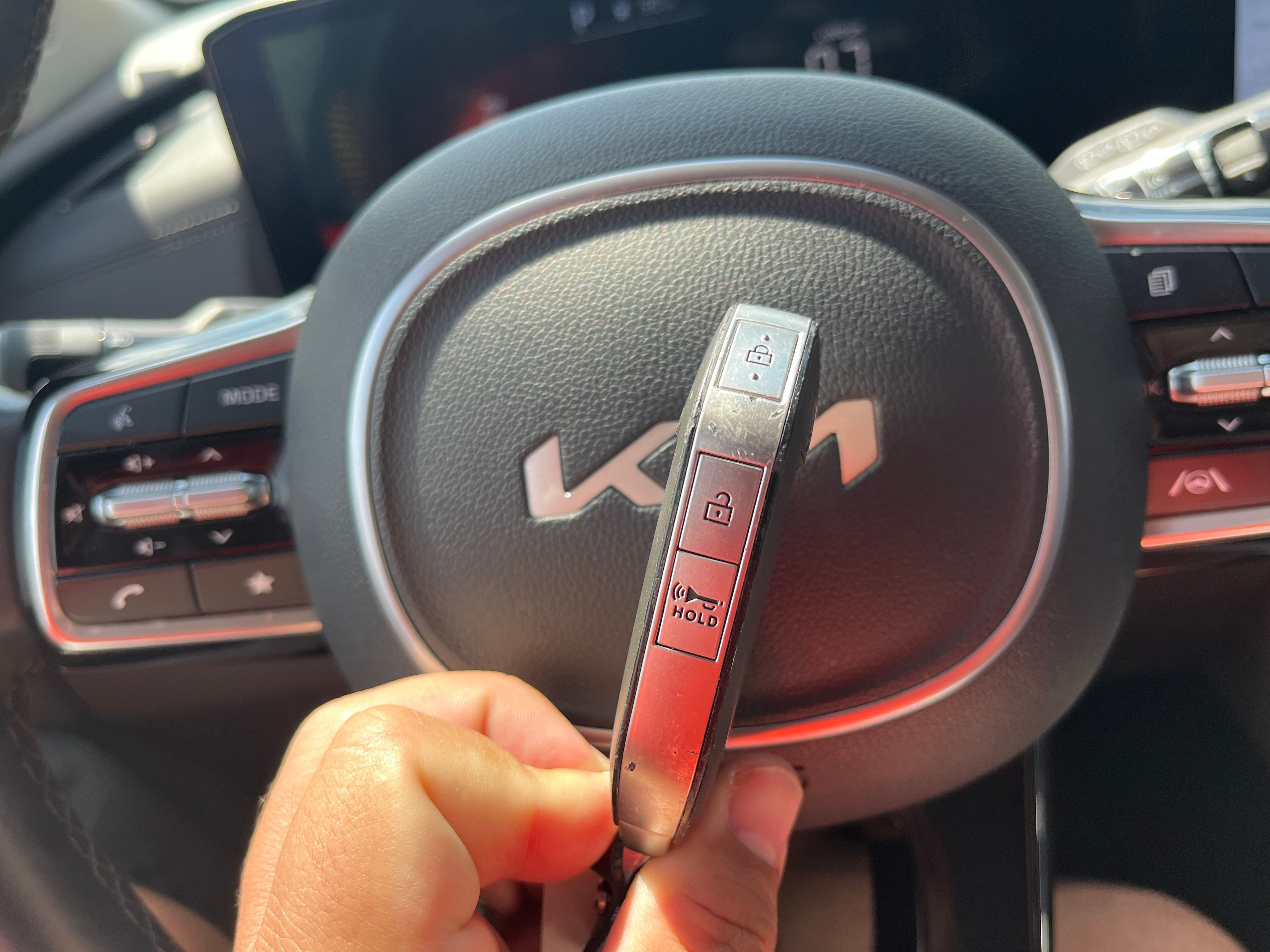 2025 Kia Carnival LXS
