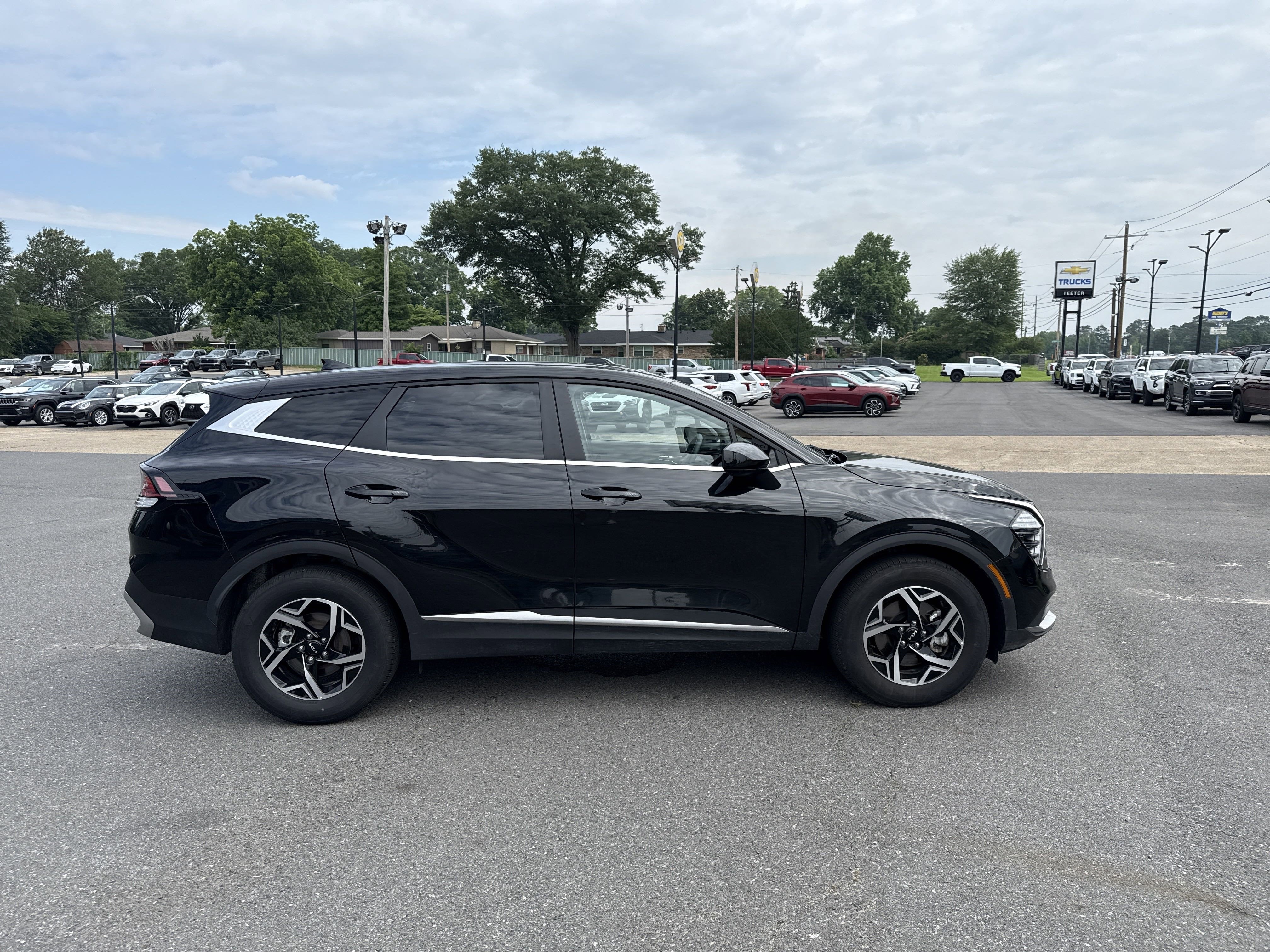 2024 Kia Sportage LX