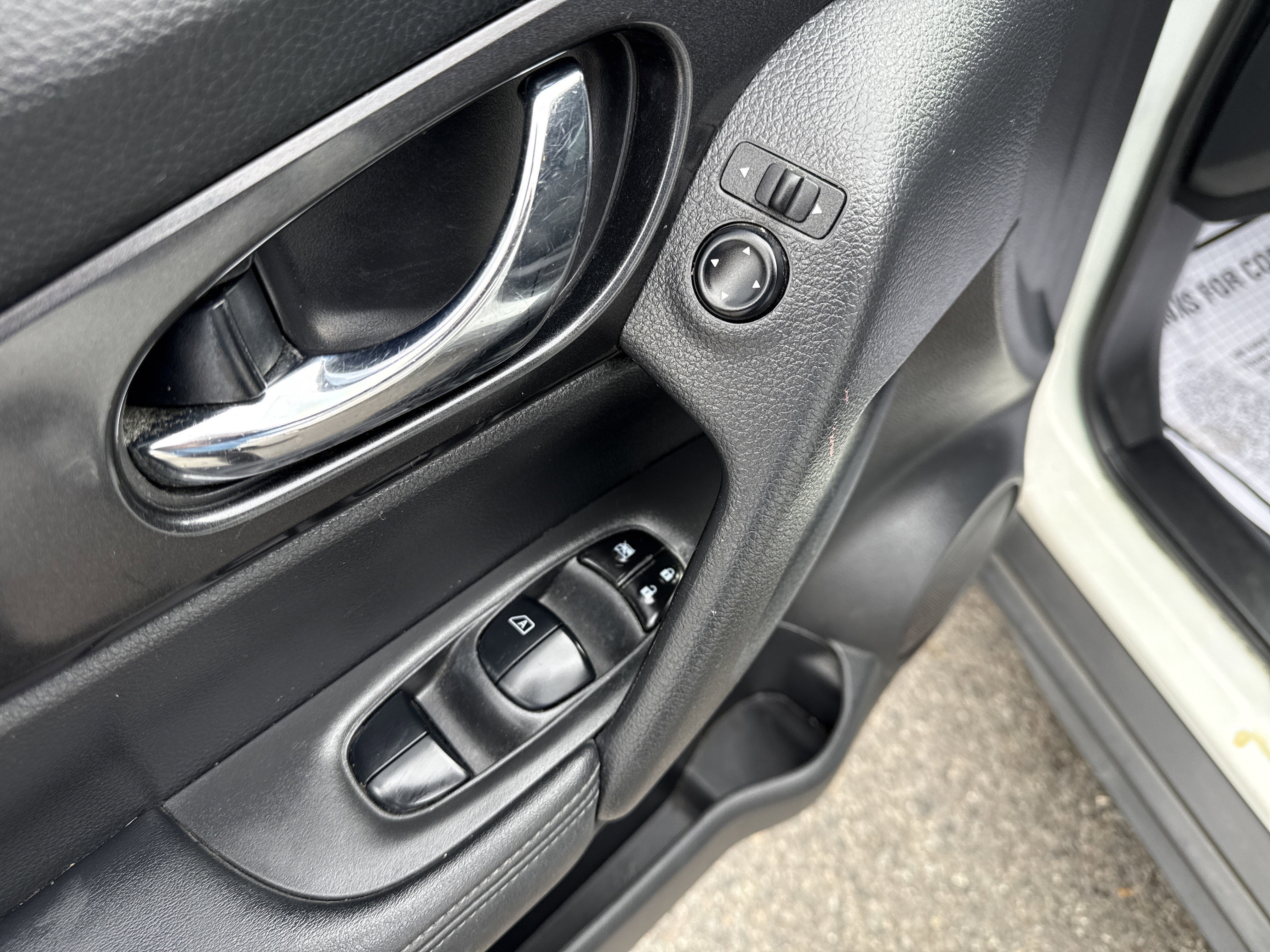 2019 Nissan Rogue Base