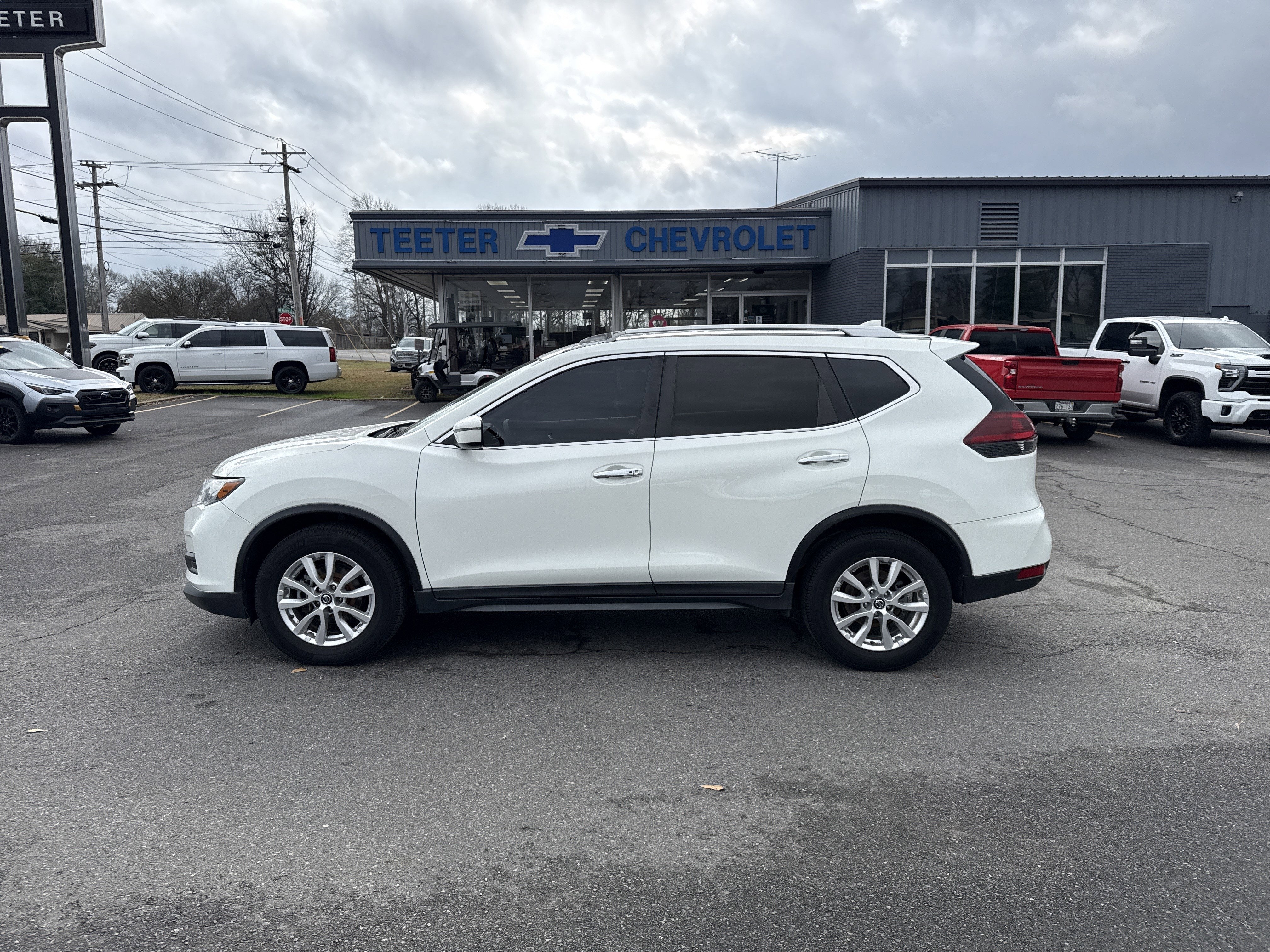 2019 Nissan Rogue Base