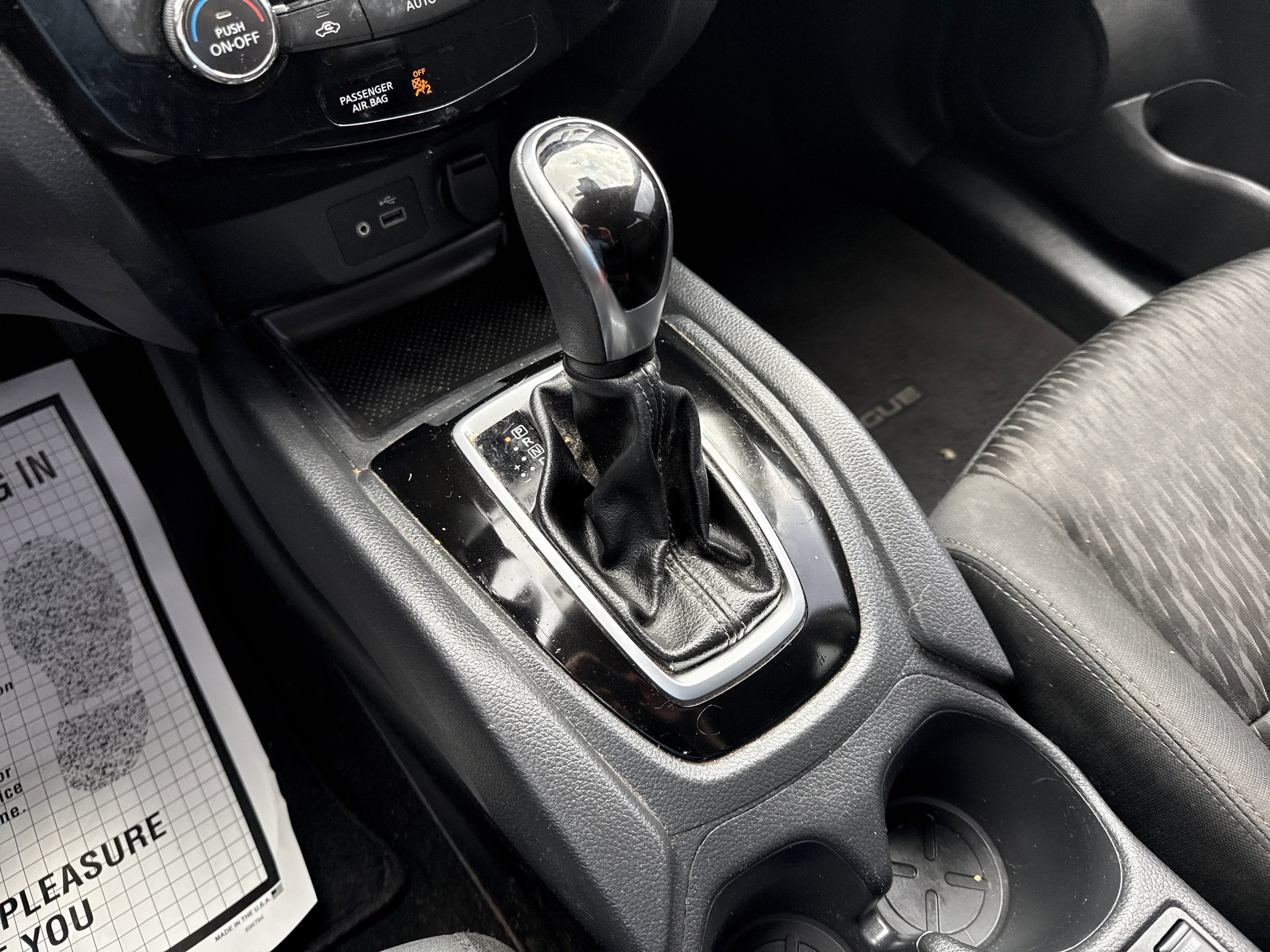 2019 Nissan Rogue Base