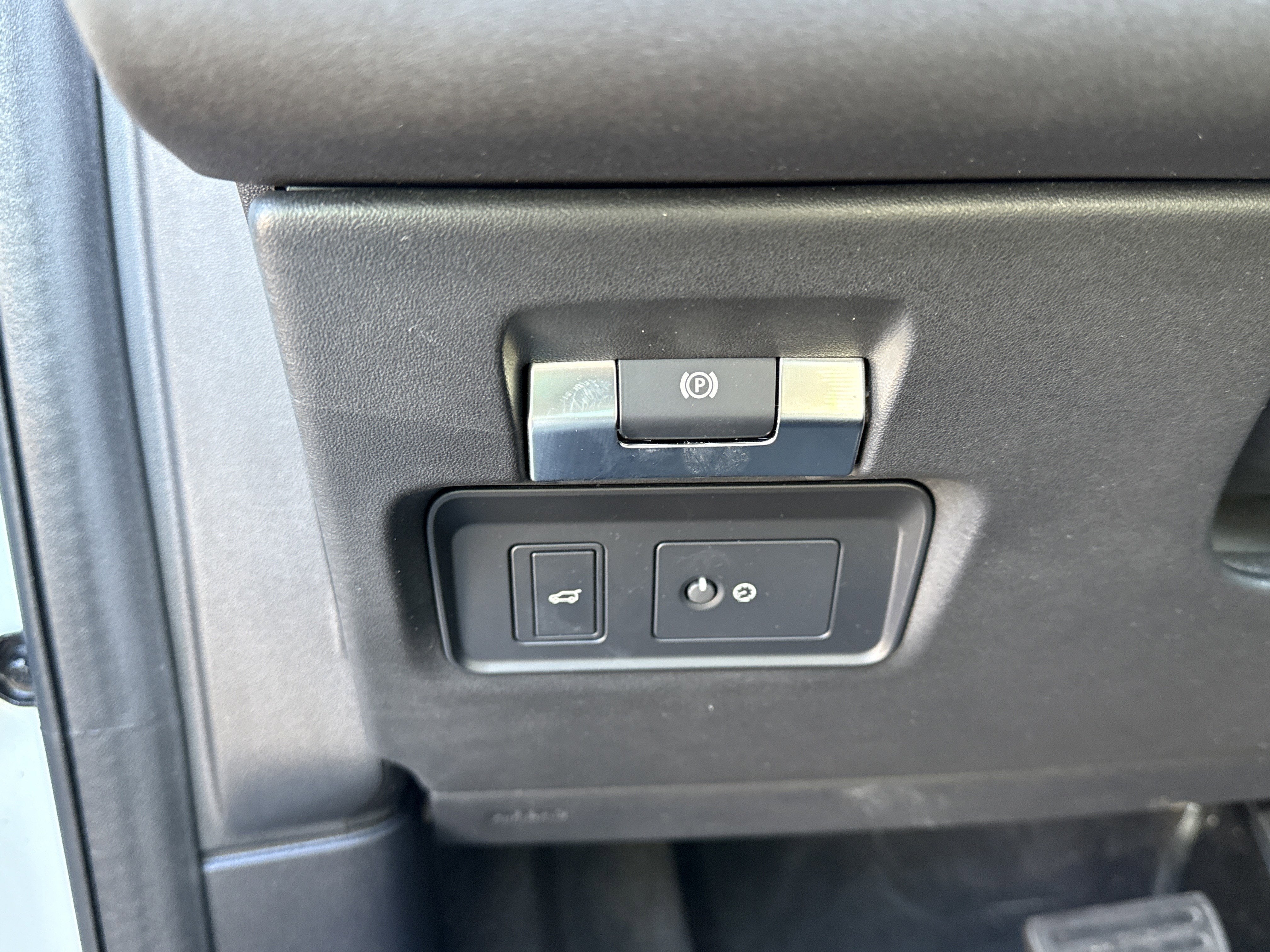 2023 Land Rover Discovery Sport S