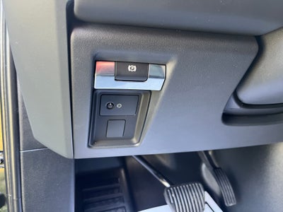 2024 Land Rover Defender X-Dynamic SE