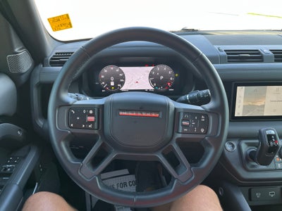 2024 Land Rover Defender X-Dynamic SE