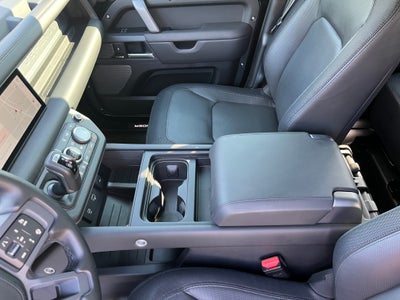 2024 Land Rover Defender X-Dynamic SE