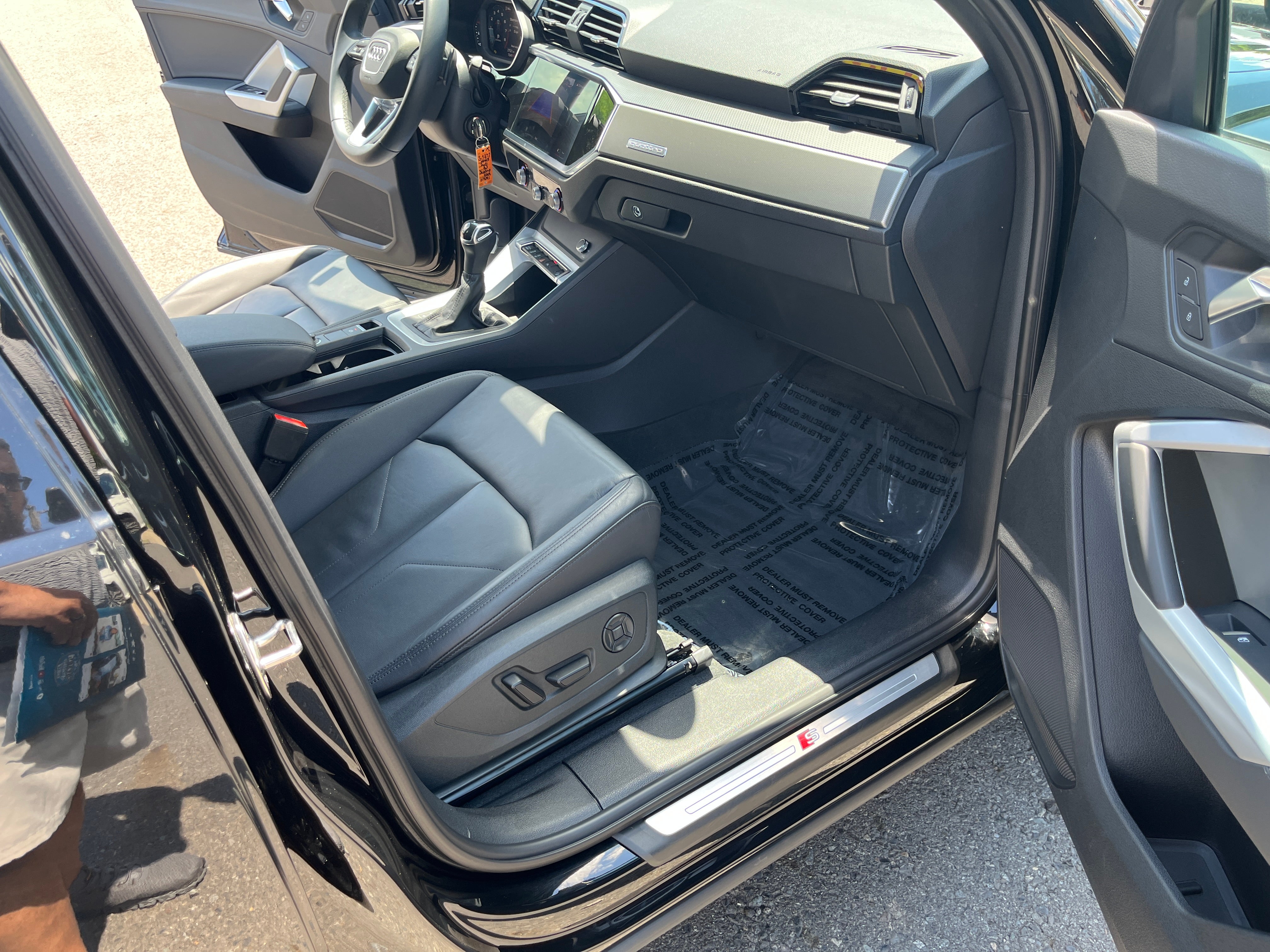 2025 Audi Q3 S line Premium