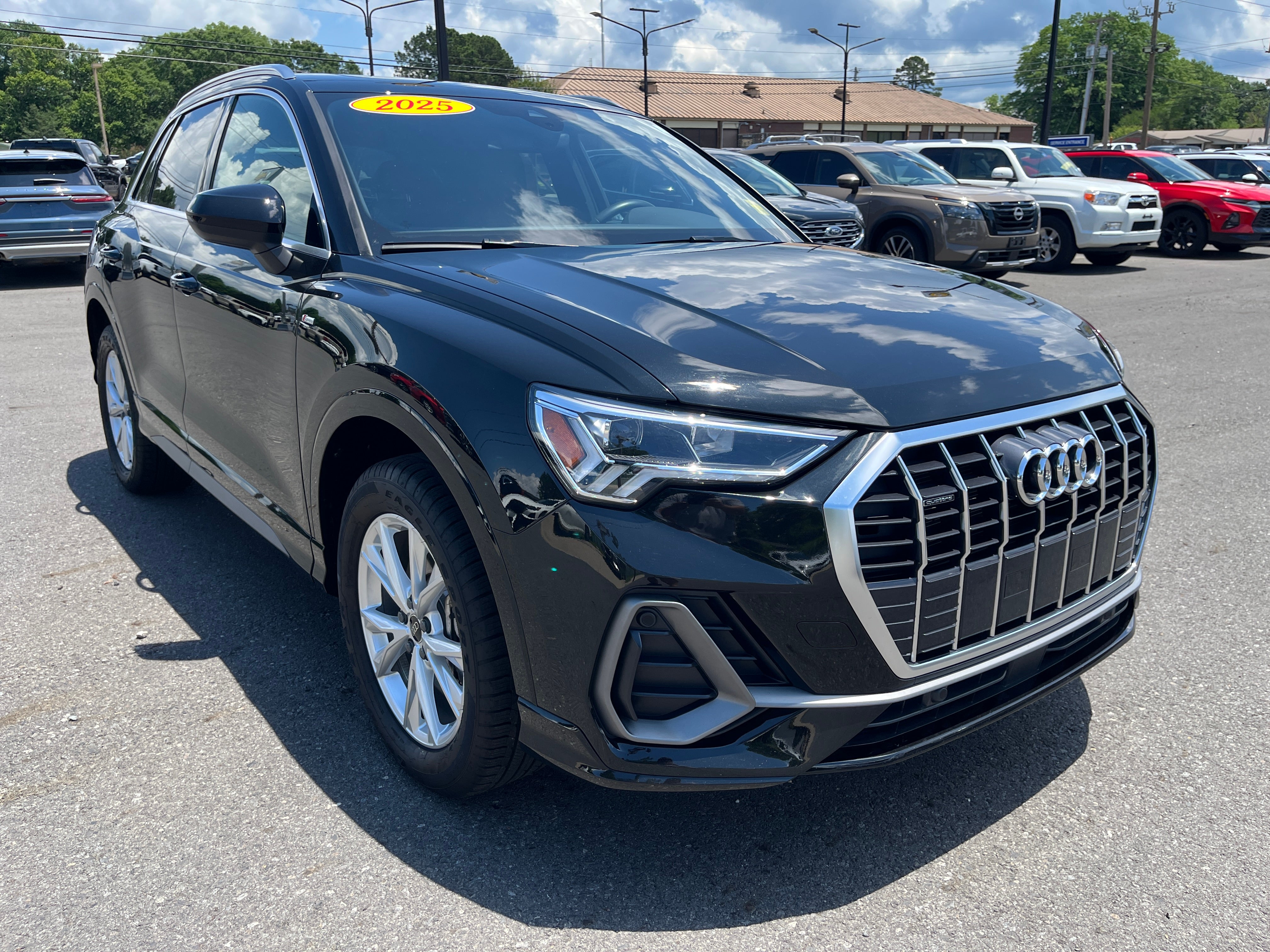 2025 Audi Q3 S line Premium