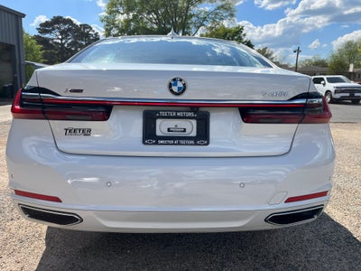 2022 BMW 7 Series 740i xDrive
