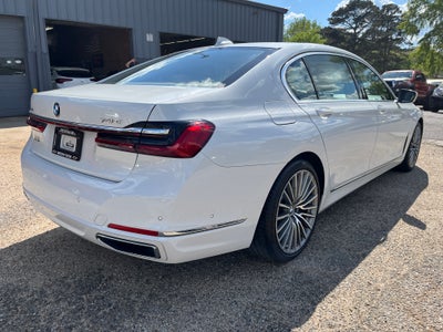 2022 BMW 7 Series 740i xDrive
