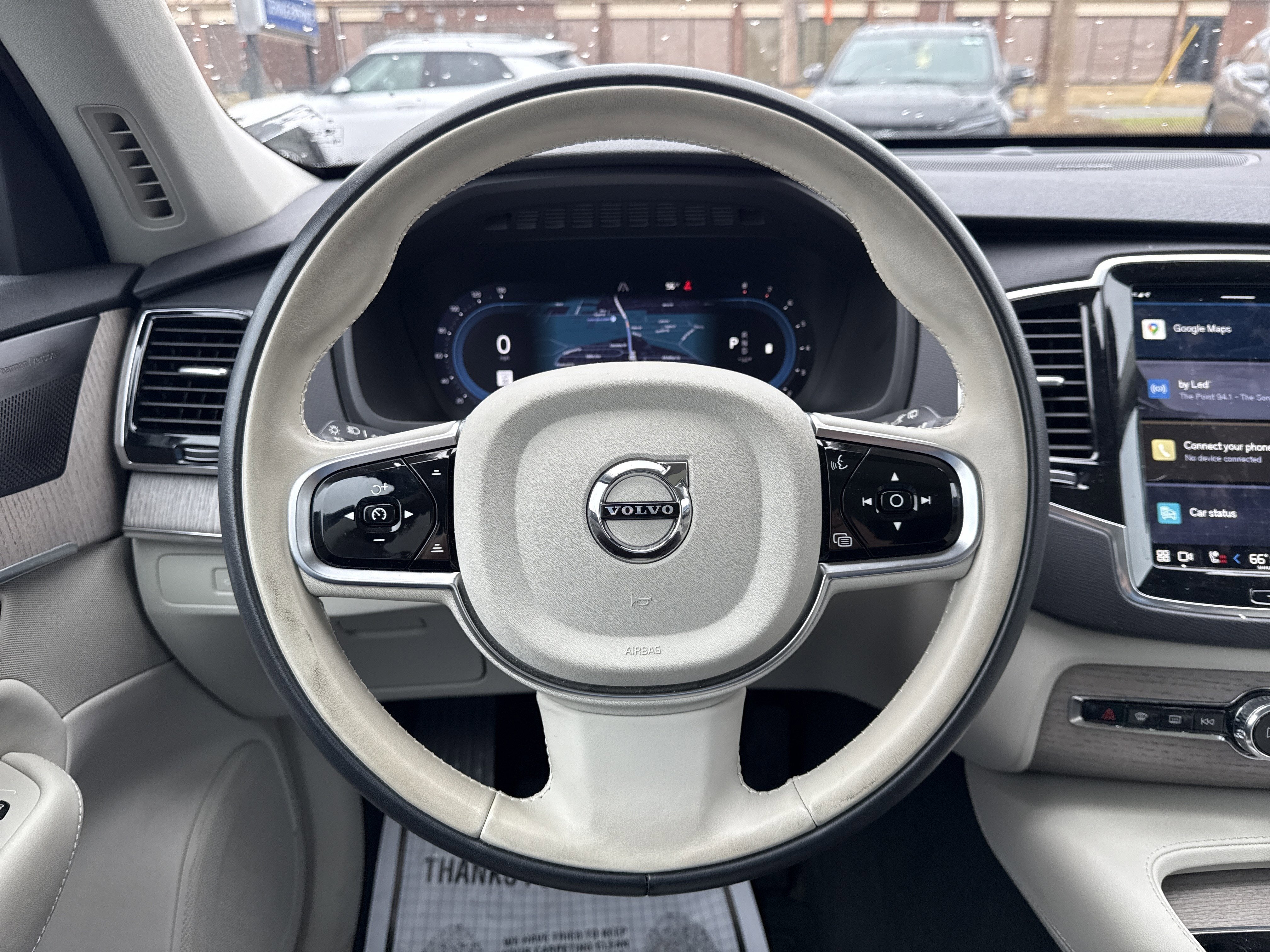 2024 Volvo XC90 Plus Bright Theme