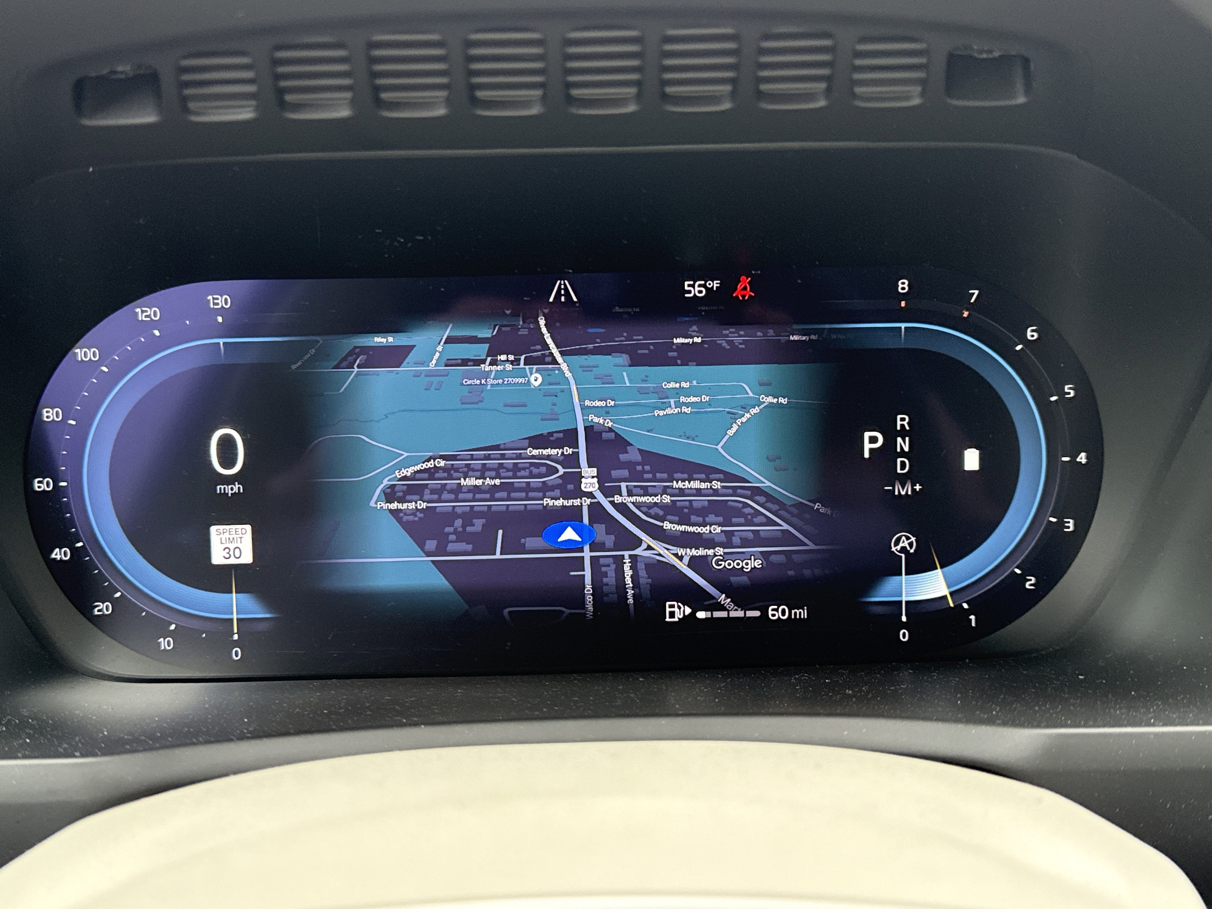 2024 Volvo XC90 Plus Bright Theme