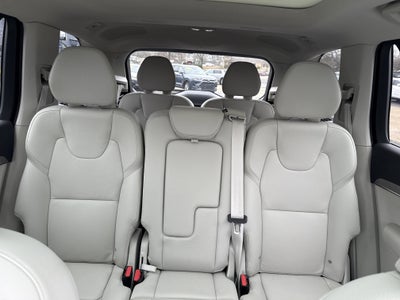 2024 Volvo XC90 Plus Bright Theme