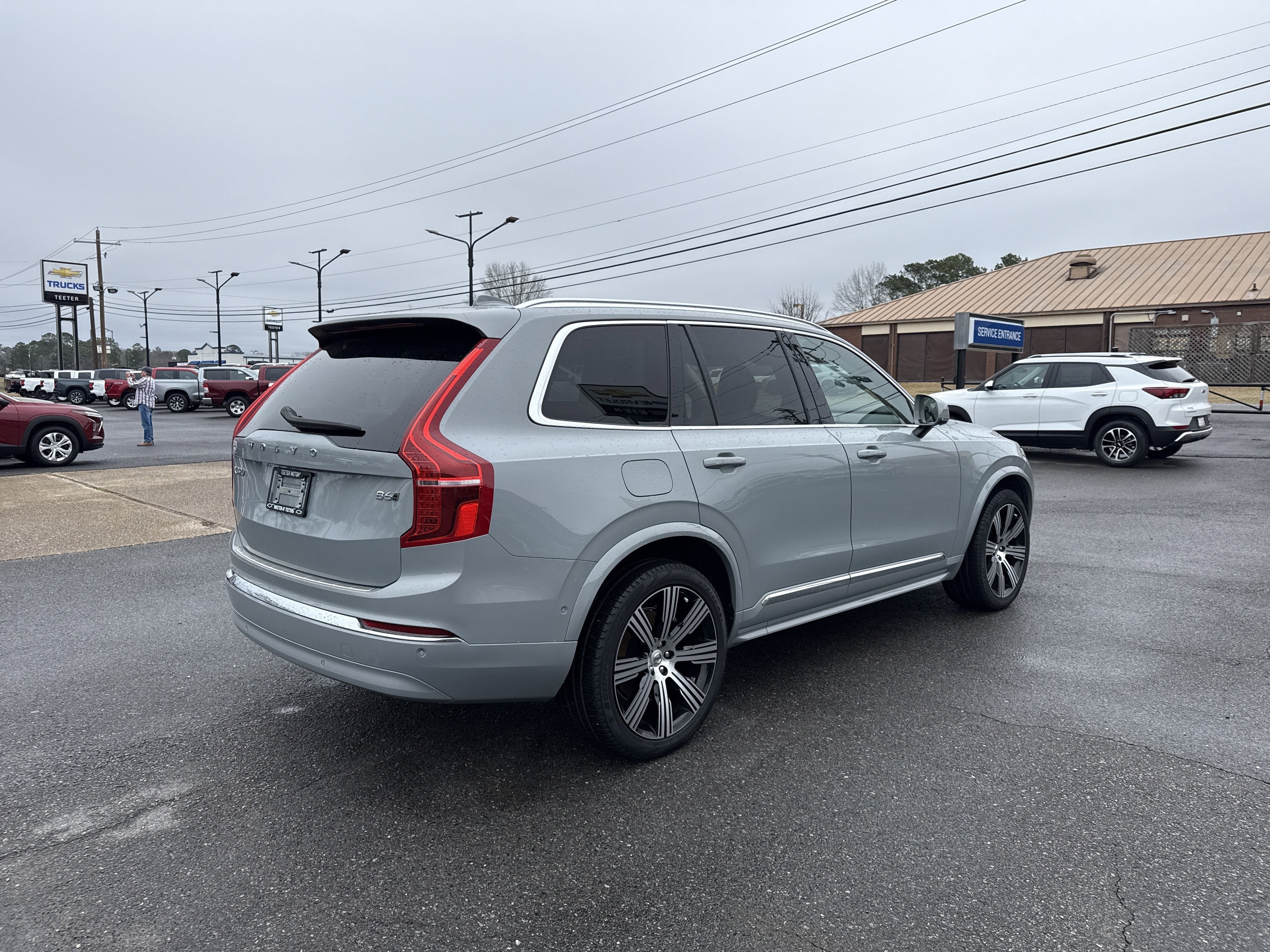 2024 Volvo XC90 Plus Bright Theme