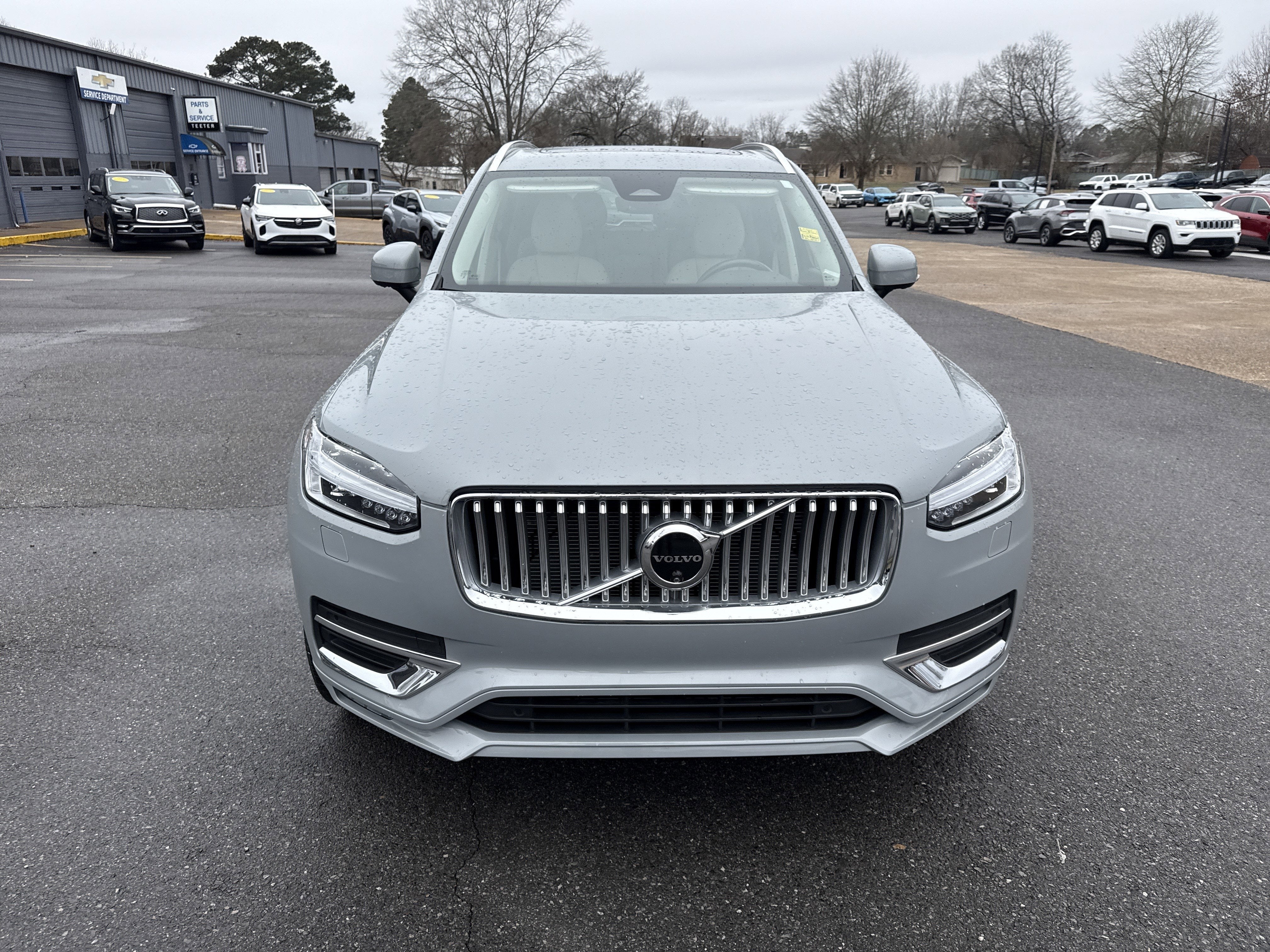 2024 Volvo XC90 Plus Bright Theme