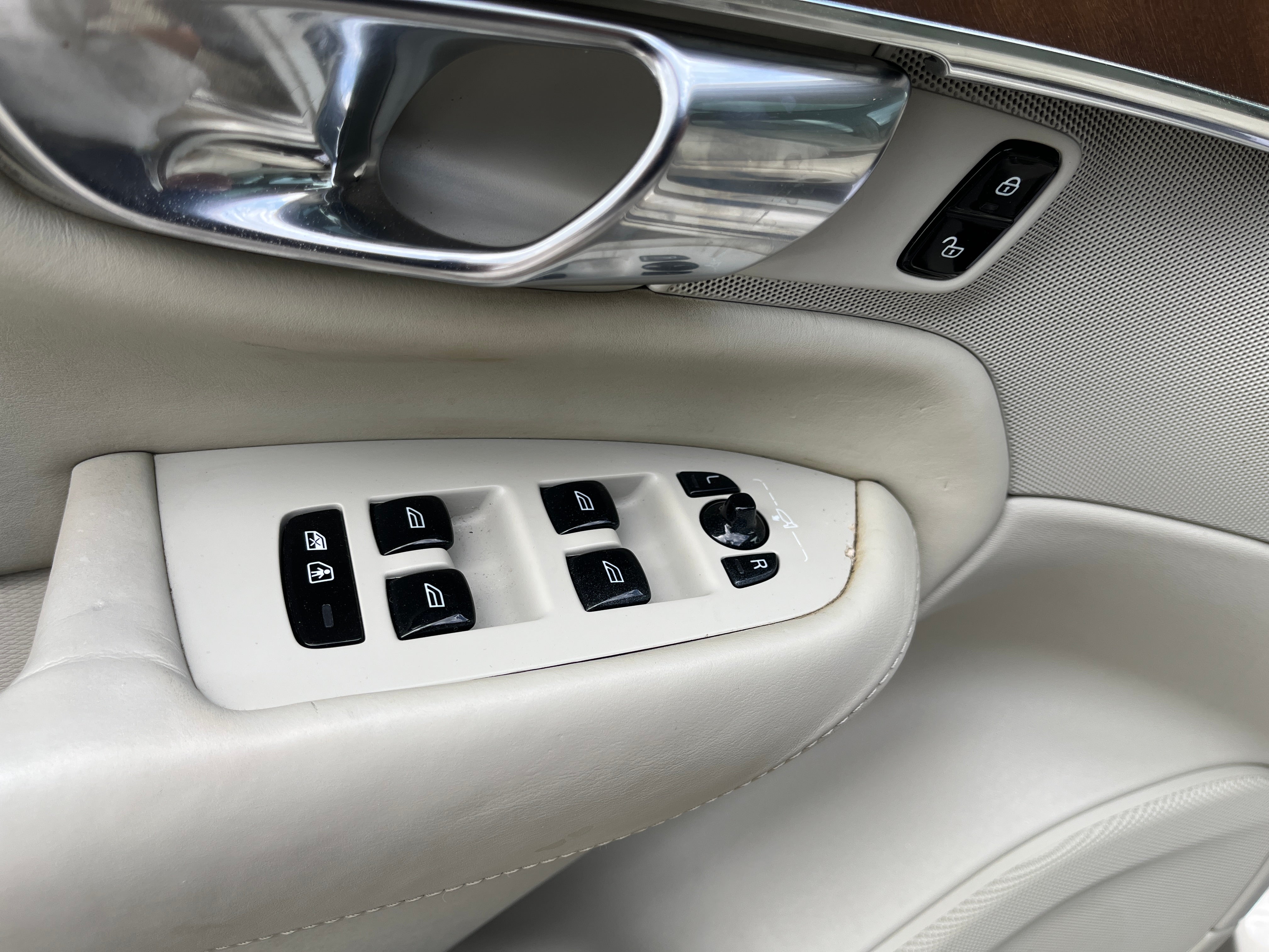 2018 Volvo XC90 Inscription