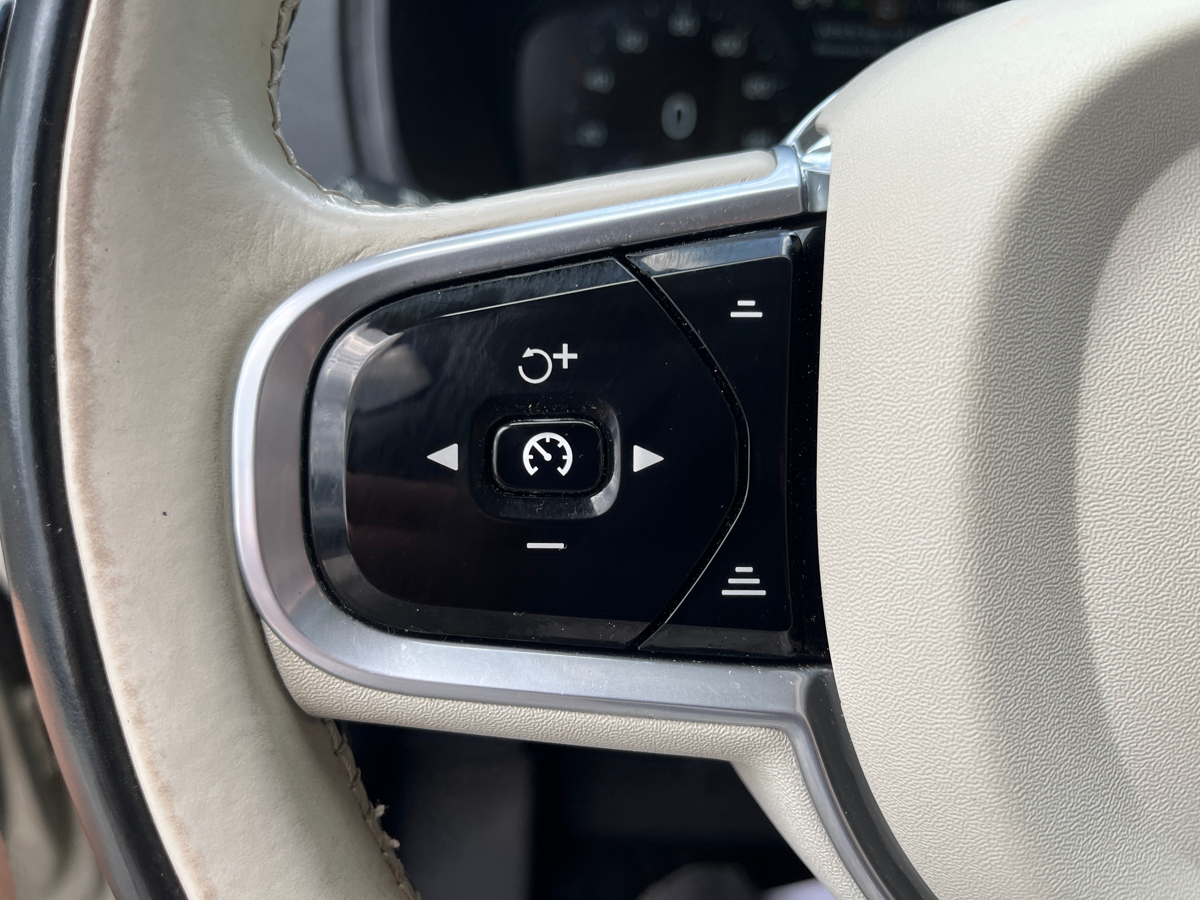 2018 Volvo XC90 Inscription