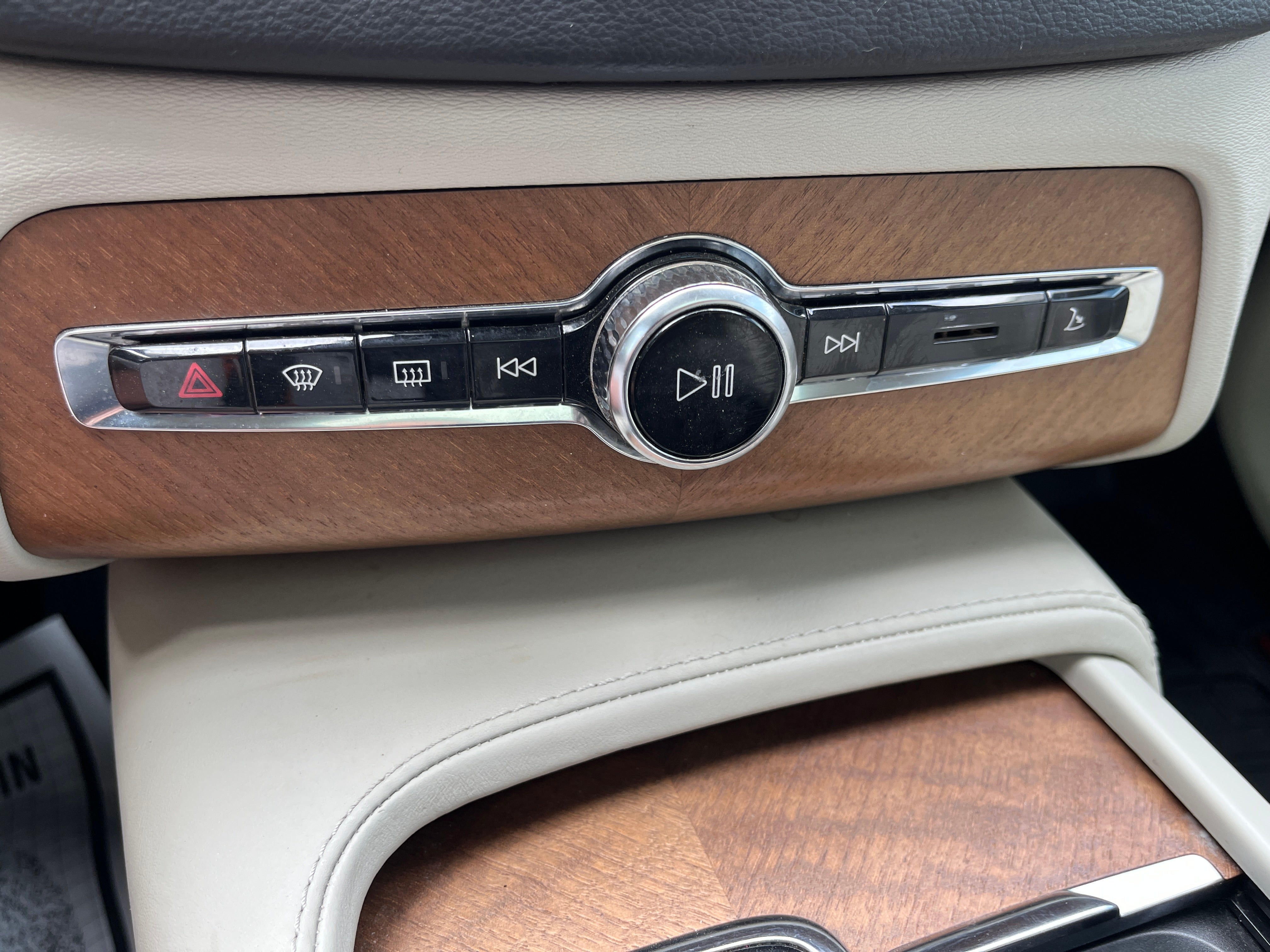 2018 Volvo XC90 Inscription