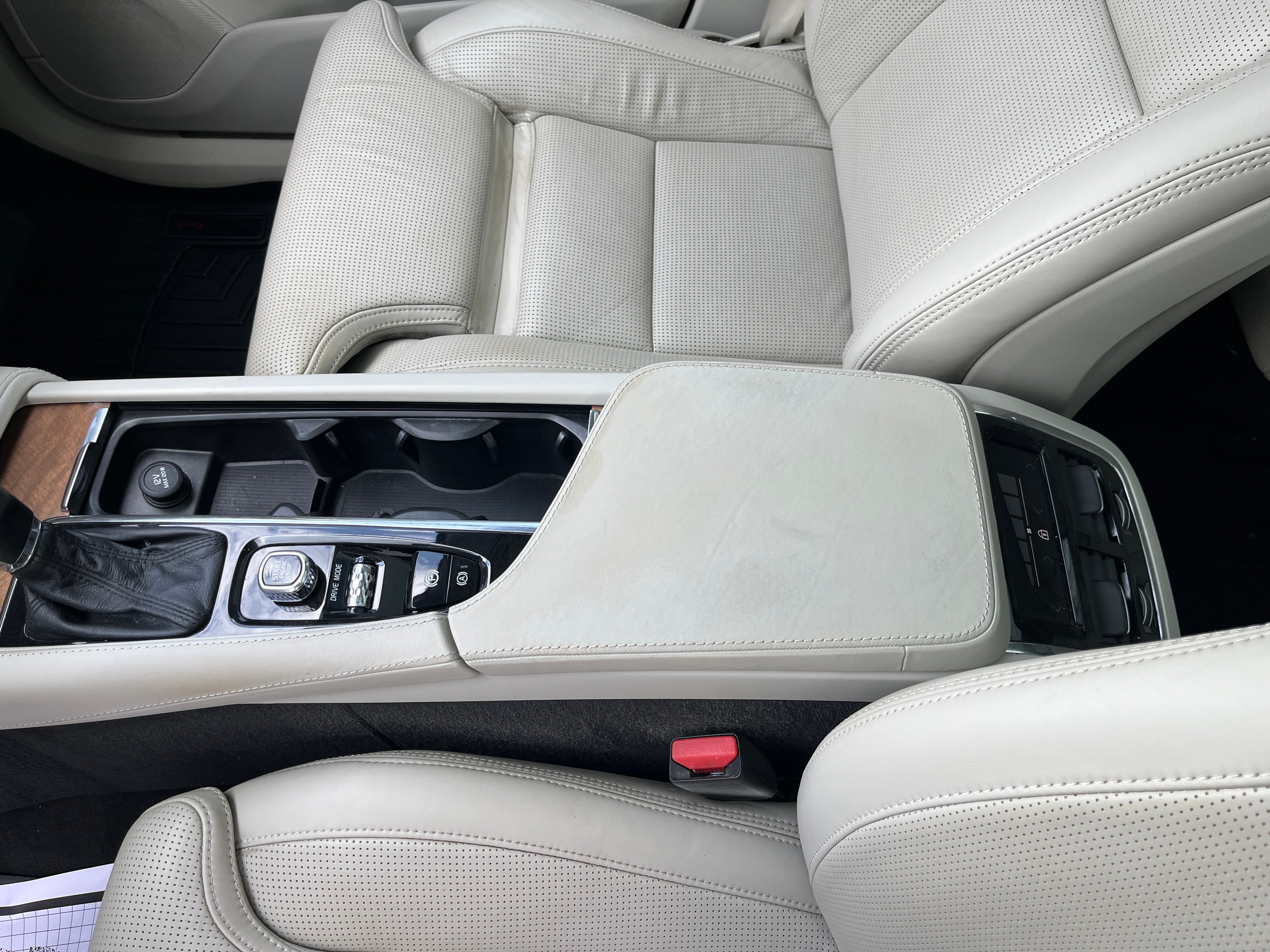 2018 Volvo XC90 Inscription