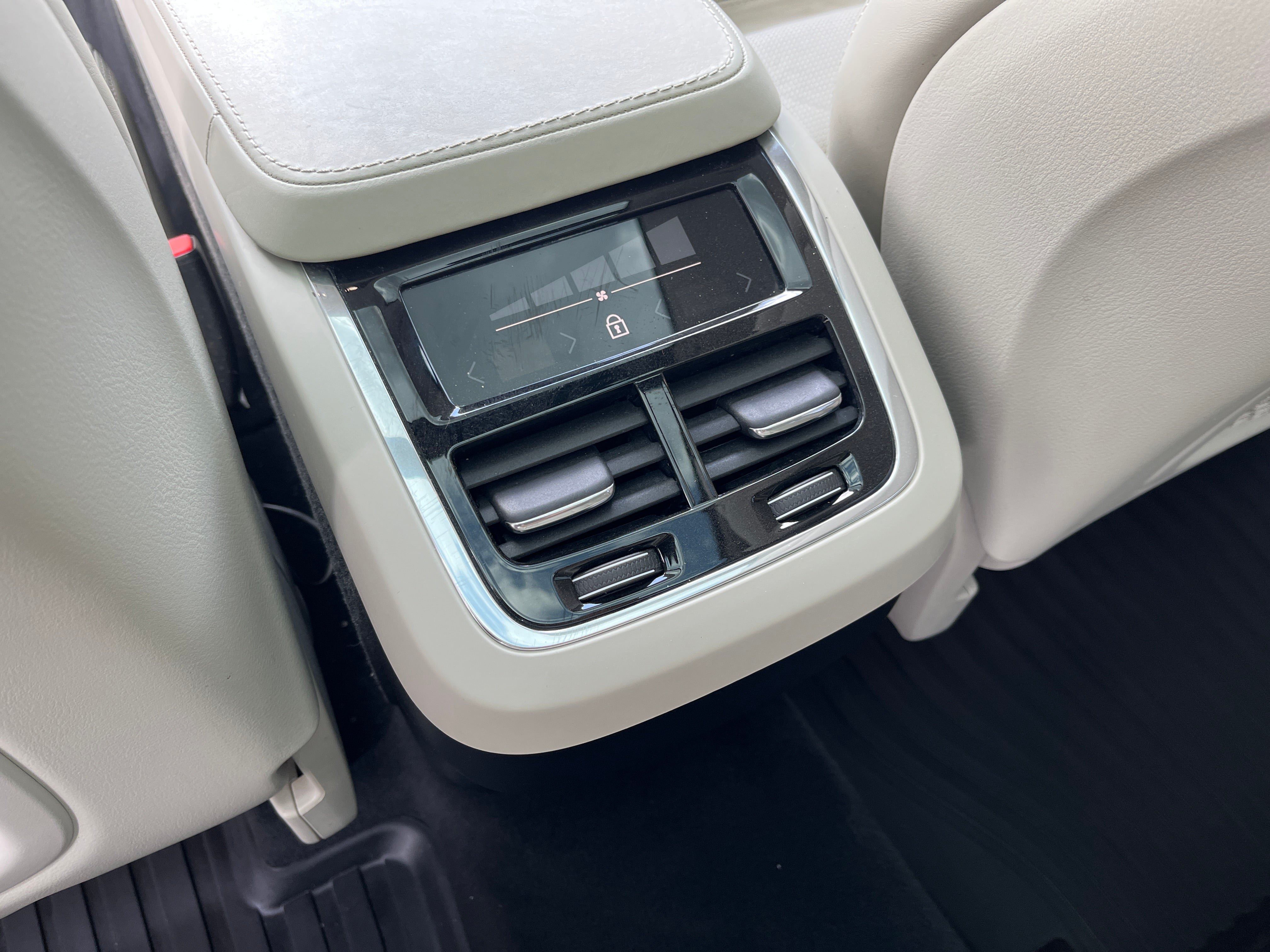 2018 Volvo XC90 Inscription