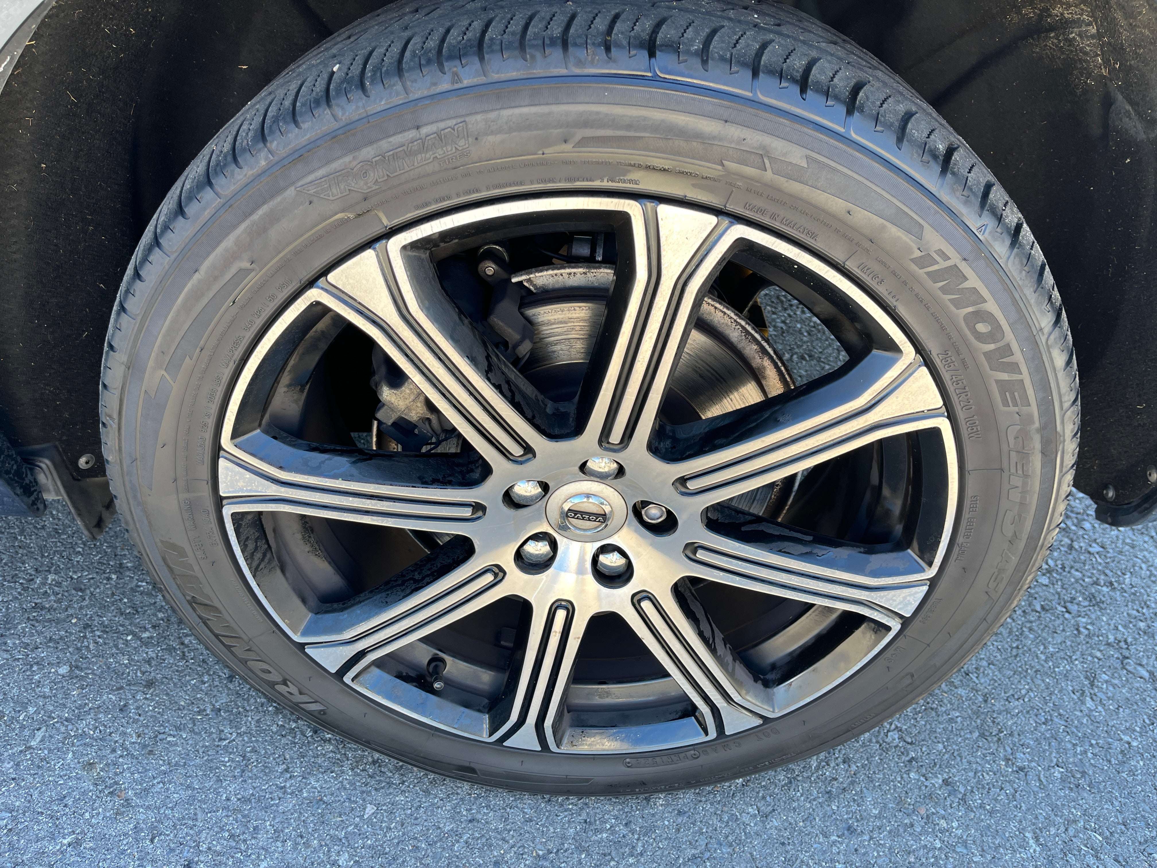 2019 Volvo XC60 Inscription