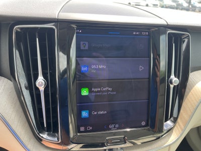 2023 Volvo XC60 Plus Bright Theme