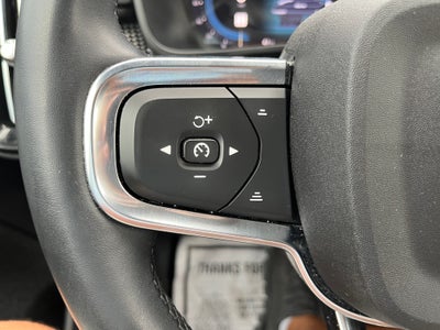 2023 Volvo XC40 Plus Dark Theme