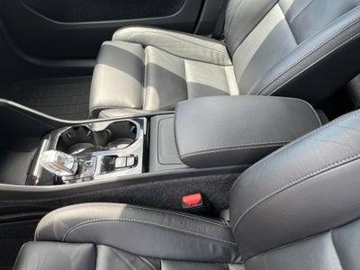 2023 Volvo XC40 Plus Dark Theme