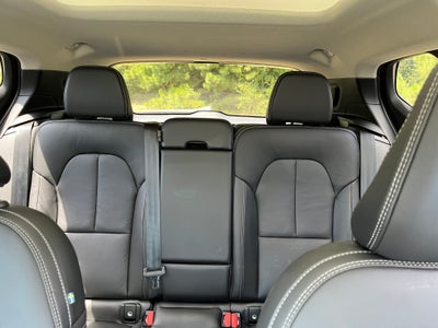 2023 Volvo XC40 Plus Dark Theme