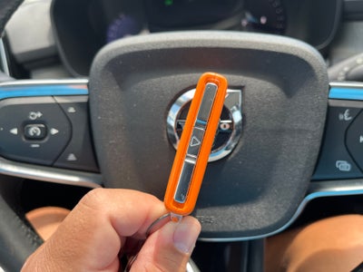 2023 Volvo XC40 Plus Dark Theme